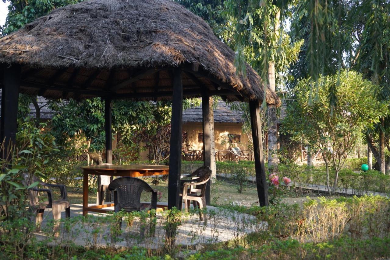 Forest Hideaway Resort Pvt Ltd Bardiya Exterior foto